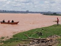 bombeiros-resgatam-corpo-de-pescador-que-desapareceu-no-rio-sao-francisco,-em-buritizeiro