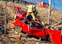 motorista-morre-apos-carro-bater-em-arvore-na-mgc-135,-em-pedras-de-maria-da-cruz