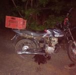 motociclista-morre-apos-ser-atingido-por-onibus-na-mg-401,-em-jaiba