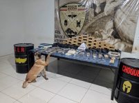 policia-apreende-mais-de-80-barras-de-maconha,-cocaina-e-haxixe-em-montes-claros