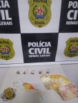 dois-homens-acabam-presos-com-drogas-apos-sairem-correndo-ao-se-depararem-com-viatura-da-policia-civil